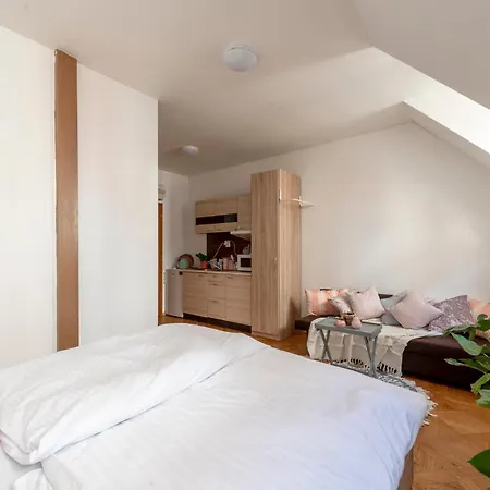 Beethoven Apartment Bratislava Exterior photo