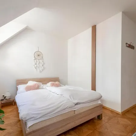 Beethoven Apartment Bratislava Exterior photo